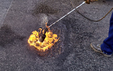 Llanarmon Yn Ial flat roofing repairs