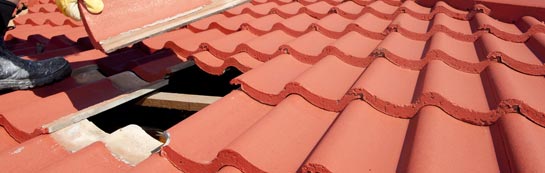 compare Llanarmon Yn Ial roof repair quotes